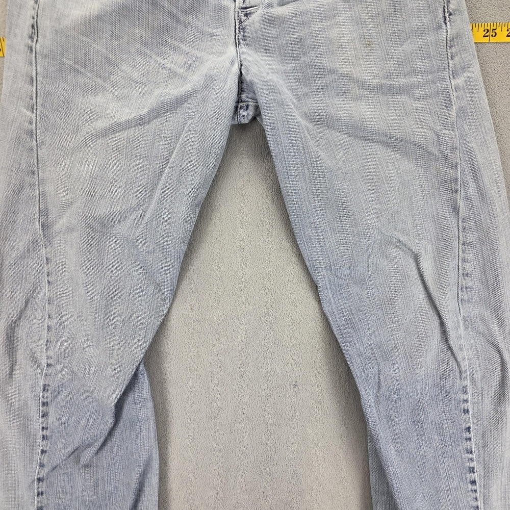 Vintage Levis Engineered Jeans Womens Blue Twisted Button Fly Fits 26x29 - Picture 9 of 16